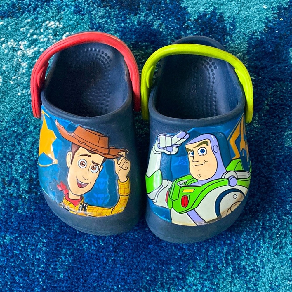 Toy Story Crocs C4 EEUC Size 7 Toddler/Baby